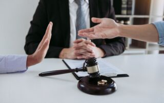 What Does A Divorce Lawyer Do