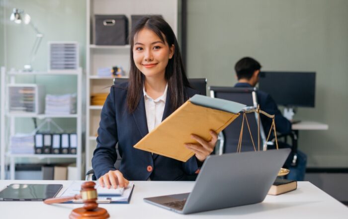 employment lawyer