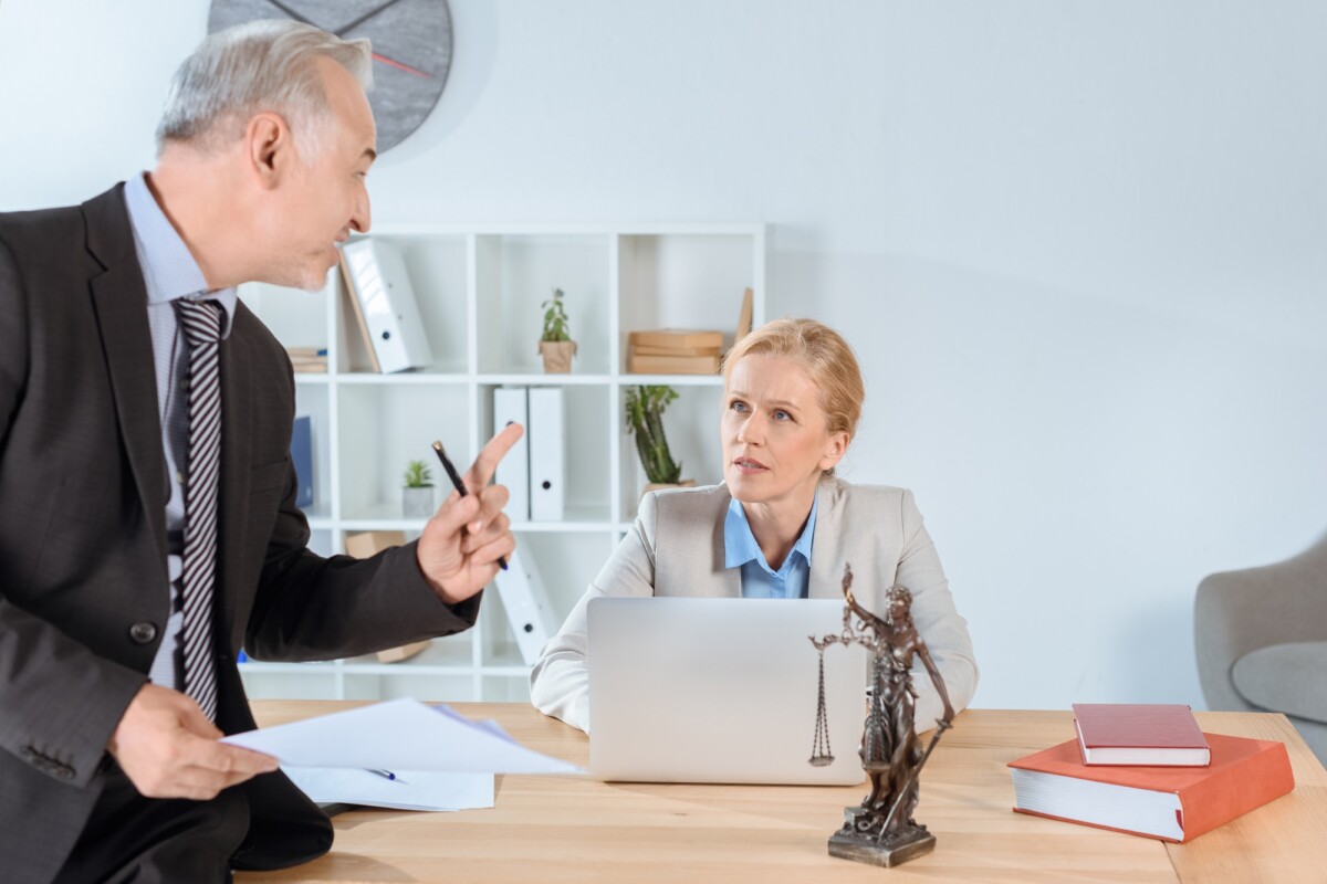 estate planning lawyer
